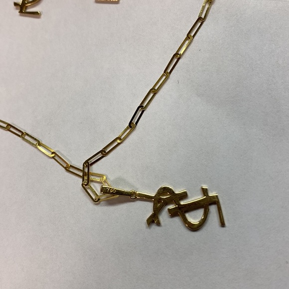 18K letters initials pendant and earrings - Picture 5 of 8